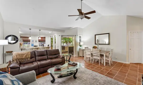 6662 Via Regina, Boca Raton, FL 33433