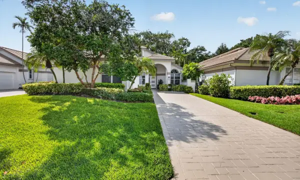 5372 NW 21st Avenue, Boca Raton, FL 33496