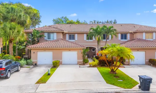 4700 Pinemore Lane, Lake Worth, FL 33463