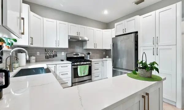 1034 Cape Cod Terrace, Greenacres, FL 33413