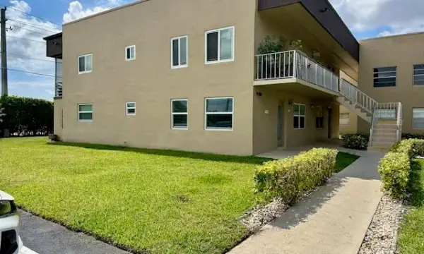 769 Burgundy Q, Delray Beach, FL 33484