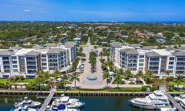2720 Donald Ross Road 202, Palm Beach Gardens, FL 33410