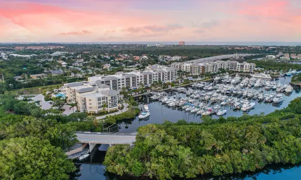2720 Donald Ross Road 301, Palm Beach Gardens, FL 33410