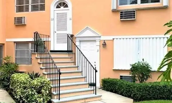 101 S Golfview Road, Lake Worth Beach, FL 33460