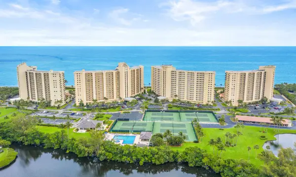 200 Ocean Trail Way 303, Jupiter, FL 33477