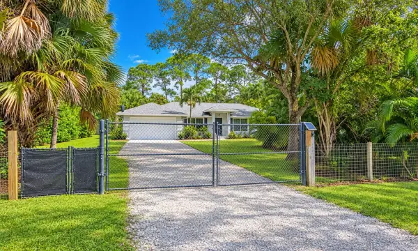 16873 62nd Road N, The Acreage, FL 33470