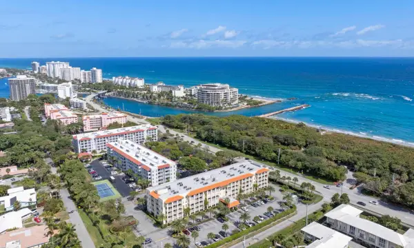 951 De Soto Road 232, Boca Raton, FL 33432