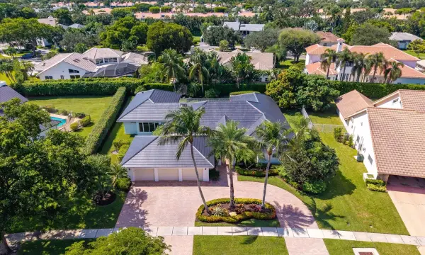 4475 Woodfield Boulevard, Boca Raton, FL 33434