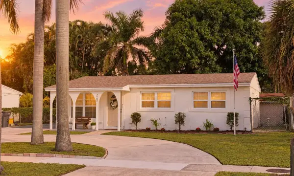 3663 Everglades Road, Palm Beach Gardens, FL 33410