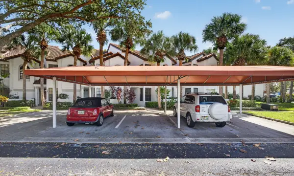 2439 Treasure Isle Drive Unit 7, West Palm Beach, FL 33410