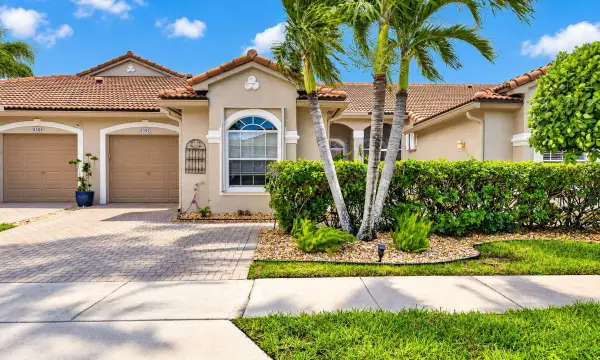 8392 Via Serena, Boca Raton, FL 33433