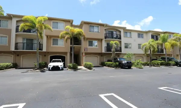 1100 N Crestwood Court S 1112, Royal Palm Beach, FL 33411