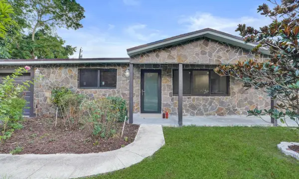 393 Cypress Avenue, West Palm Beach, FL 33415