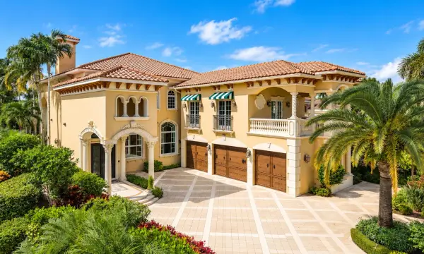 16519 Senterra Drive, Delray Beach, FL 33484