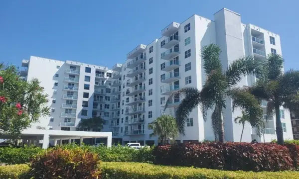 3450 S Ocean Boulevard 324, Palm Beach, FL 33480