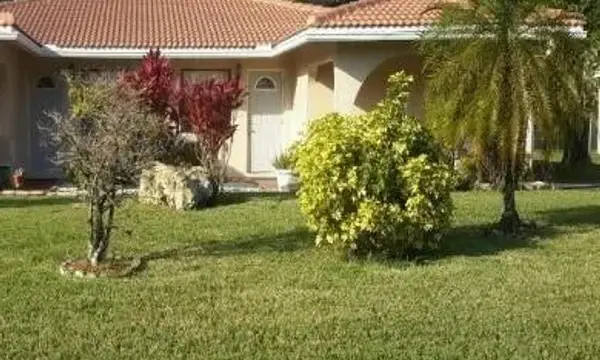 8283 NW 39th Street, Coral Springs, FL 33065