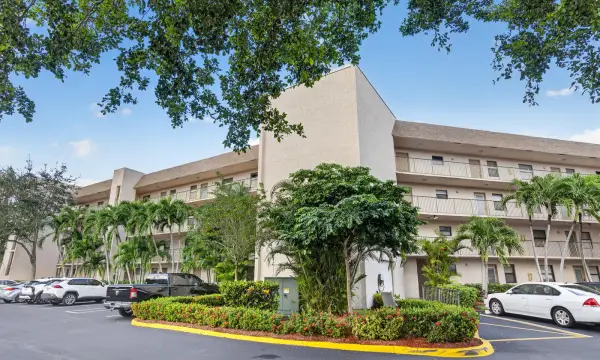 2793 NW 104th Avenue 105, Sunrise, FL 33322