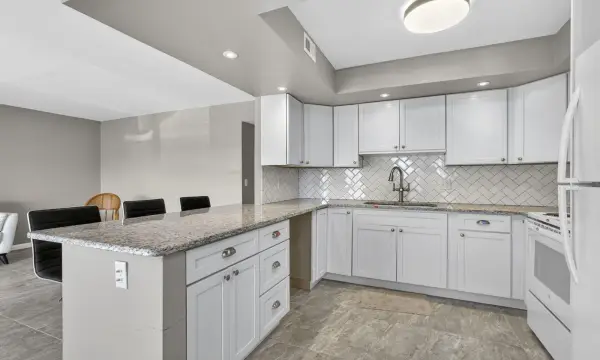 105 Greenbrier C, West Palm Beach, FL 33417
