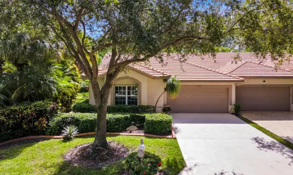 7520 Rockbridge Circle, Lake Worth, FL 33467