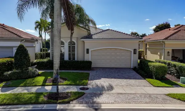 114 Andalusia Way, Palm Beach Gardens, FL 33418