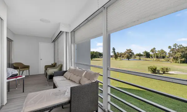 3871 Via Poinciana 202, Lake Worth, FL 33467