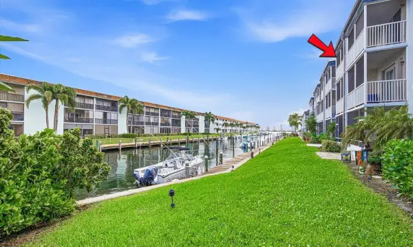 131 Doolen Court 306, North Palm Beach, FL 33408