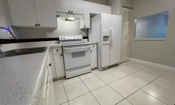 2967 Riverside Drive 109, Coral Springs, FL 33065