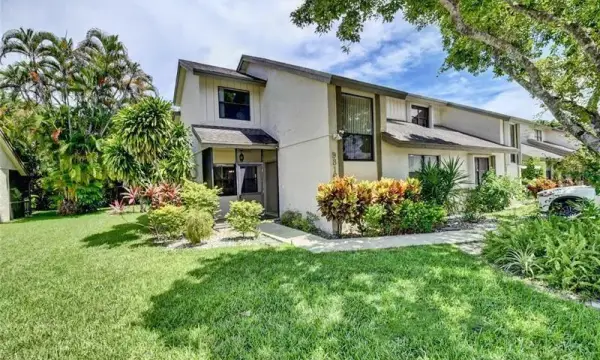 9316 Ketay Circle, Boca Raton, FL 33428