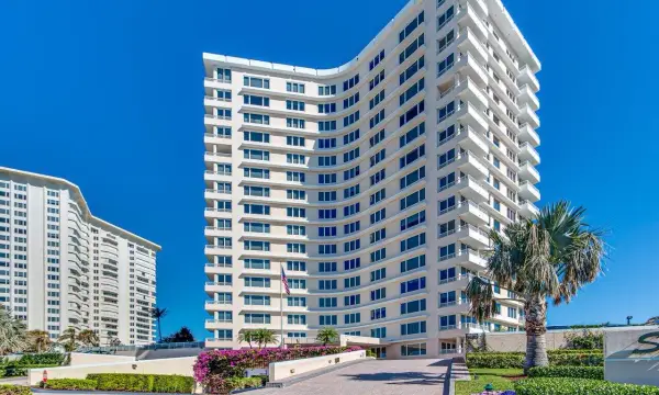 600 S Ocean Boulevard 302, Boca Raton, FL 33432