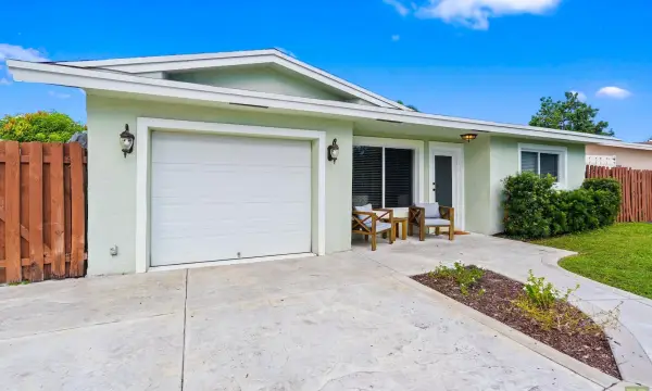 3161 NW 65th Drive, Fort Lauderdale, FL 33309