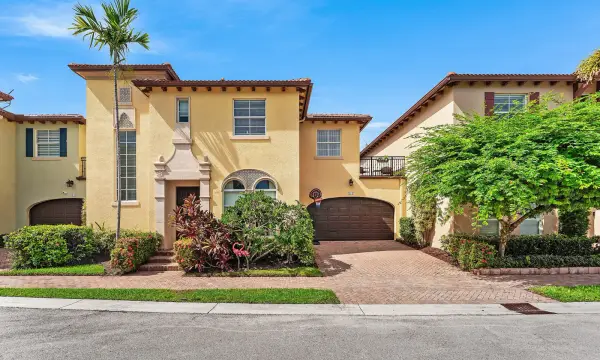 115 Via Poinciana Lane, Boca Raton, FL 33487