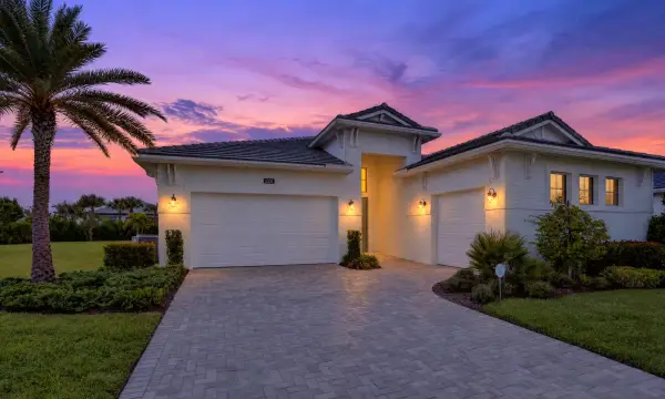 5231 Saint Vincent Lane, Westlake, FL 33470
