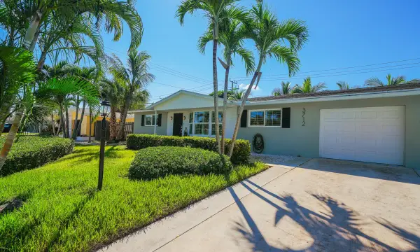 3712 Lighthouse Drive, Palm Beach Gardens, FL 33410