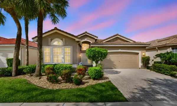 13577 Morocca Lake Lane, Delray Beach, FL 33446
