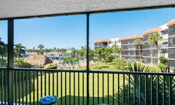 800 Jeffery Street 205, Boca Raton, FL 33487