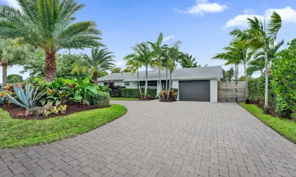 5241 NE 18th Terrace, Fort Lauderdale, FL 33308