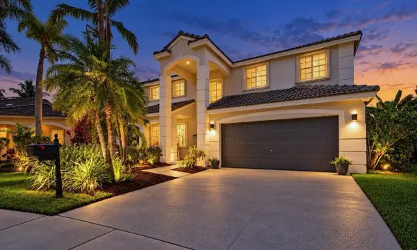4132 Boston Court, Weston, FL 33331
