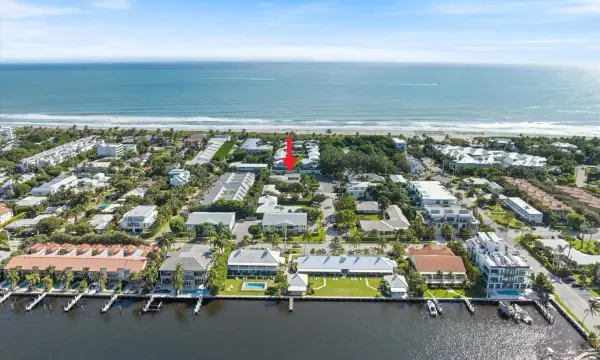 1029 Langer Way 4, Delray Beach, FL 33483