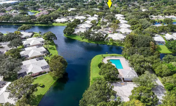4704 Lakemont Court, Palm Beach Gardens, FL 33403