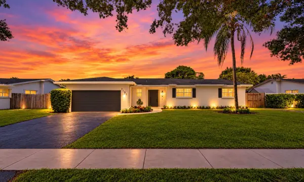 7101 SW 19th Street, Plantation, FL 33317