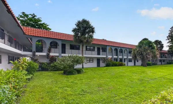 2121 W Woolbright Road K202, Boynton Beach, FL 33426