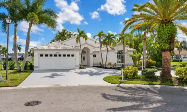 4270 Camrose Lane, West Palm Beach, FL 33417