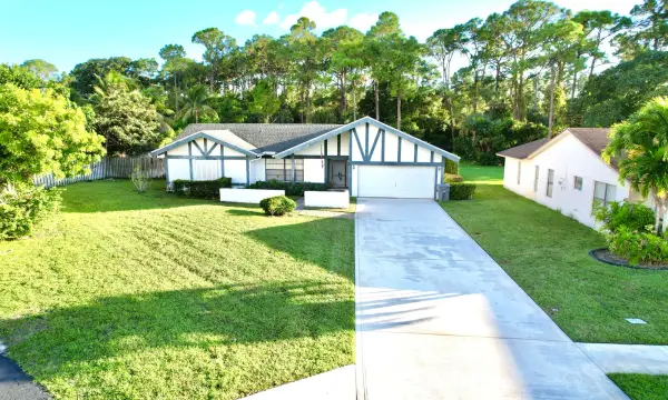 21782 Little Bear Way, Boca Raton, FL 33428