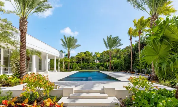 200 Regents Park Road, Palm Beach, FL 33480