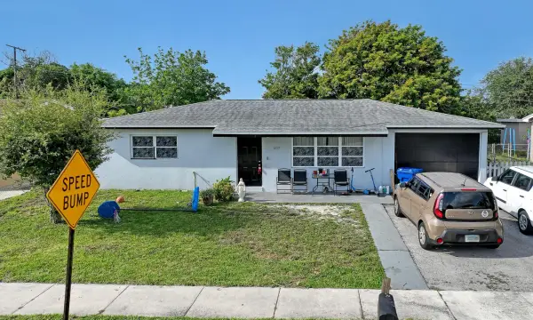 507 W 29th Street, Riviera Beach, FL 33404