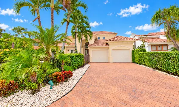 7603 Cedarwood Circle, Boca Raton, FL 33434