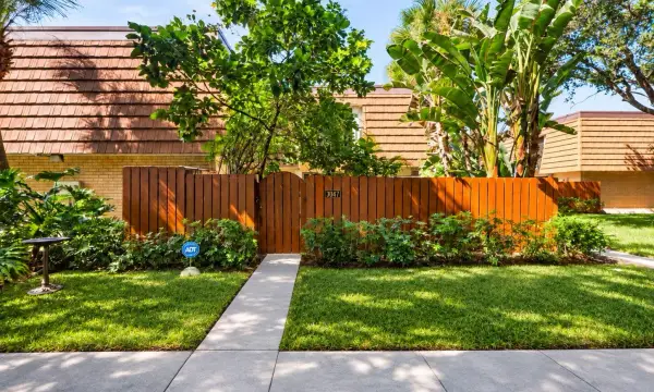 3047 30th Court, Jupiter, FL 33477