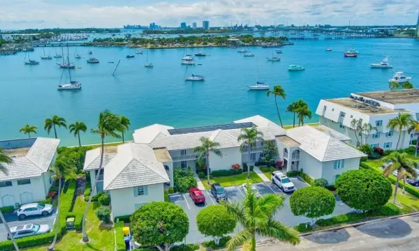 1071 Sugar Sands Boulevard 7, Singer Island, FL 33404
