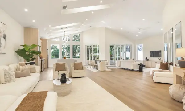 9106 Baybury Lane, West Palm Beach, FL 33411