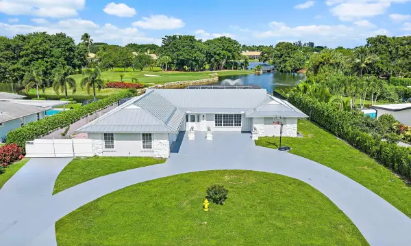 4837 Holly Drive, Palm Beach Gardens, FL 33418